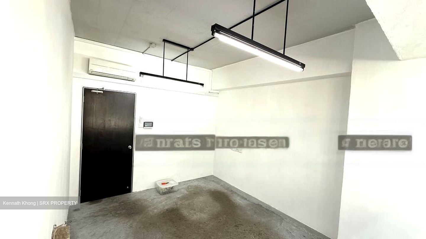 Lhk 2 (D13), Factory #500873891